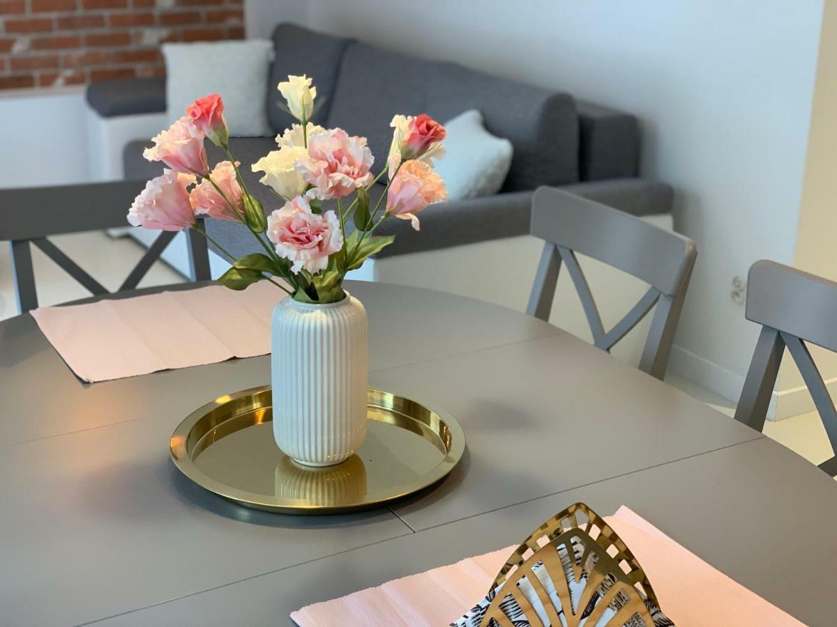 Apartament Zacisze Rose Gold Malbork Dış mekan fotoğraf
